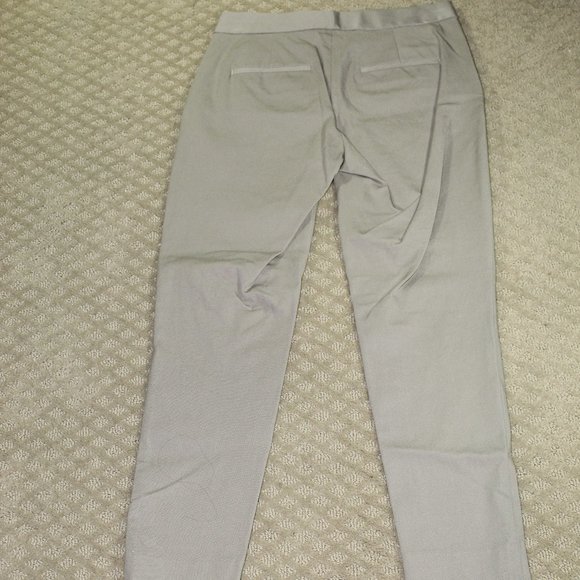 Banana Republic Women's Size 2 High Rise Slim Ankle Light Grey Chino Pants - Picture 2 of 6